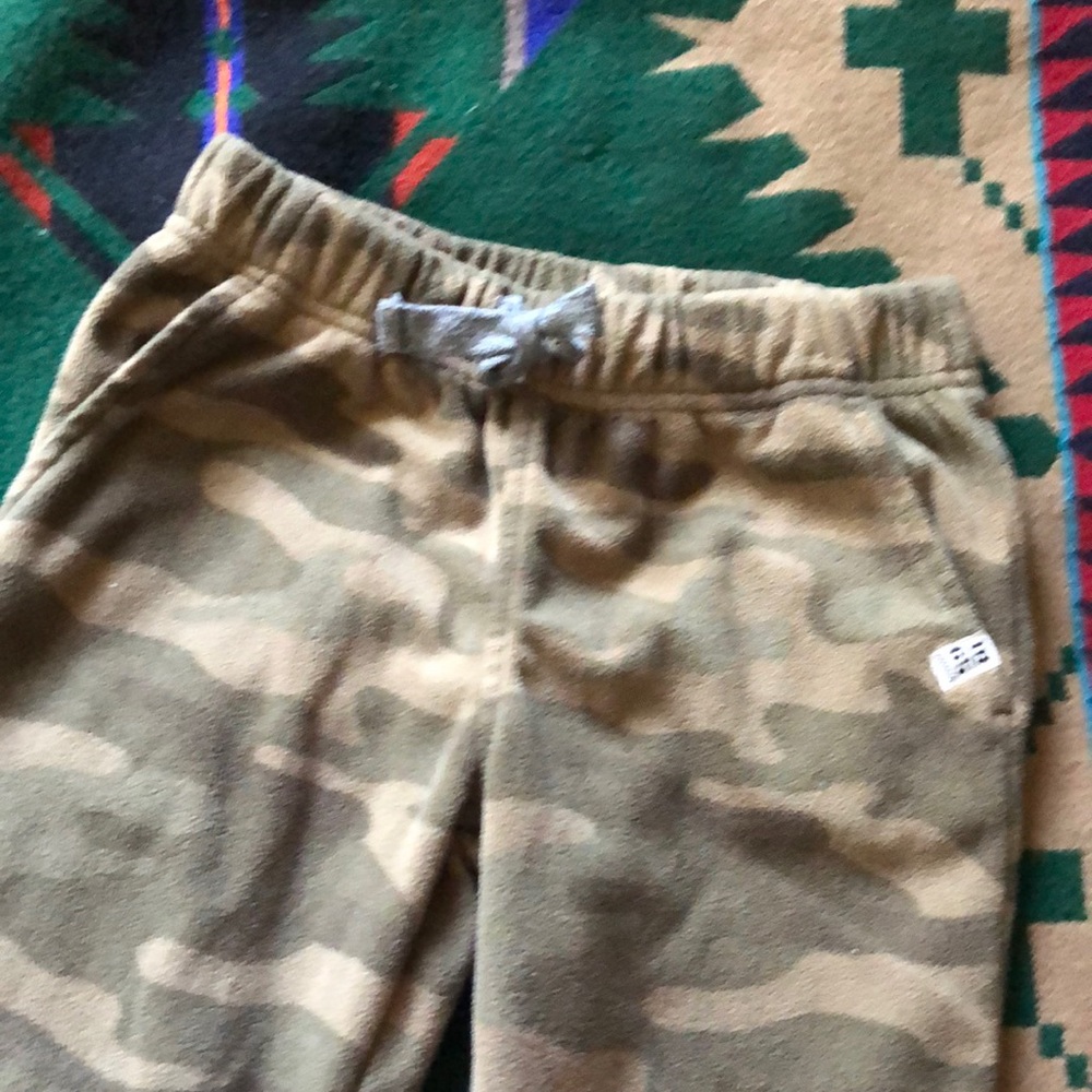 Boys fleece sweatpants size 6